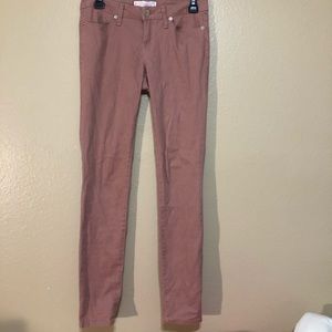 🆕 No boundaries pants